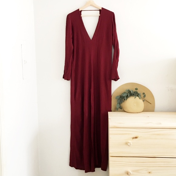 Reformation Dresses & Skirts - Reformation Long Sleeve Maxi Dress